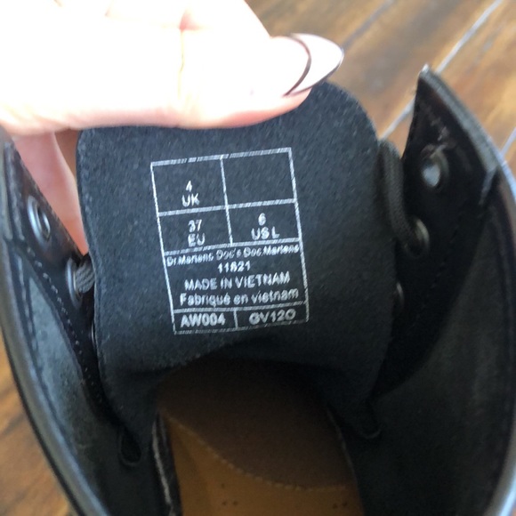 Dr. Martens 460 WOMEN'S SMOOTH LEATHER LACE UP BOOTS size 6 - Picture 2 of 5